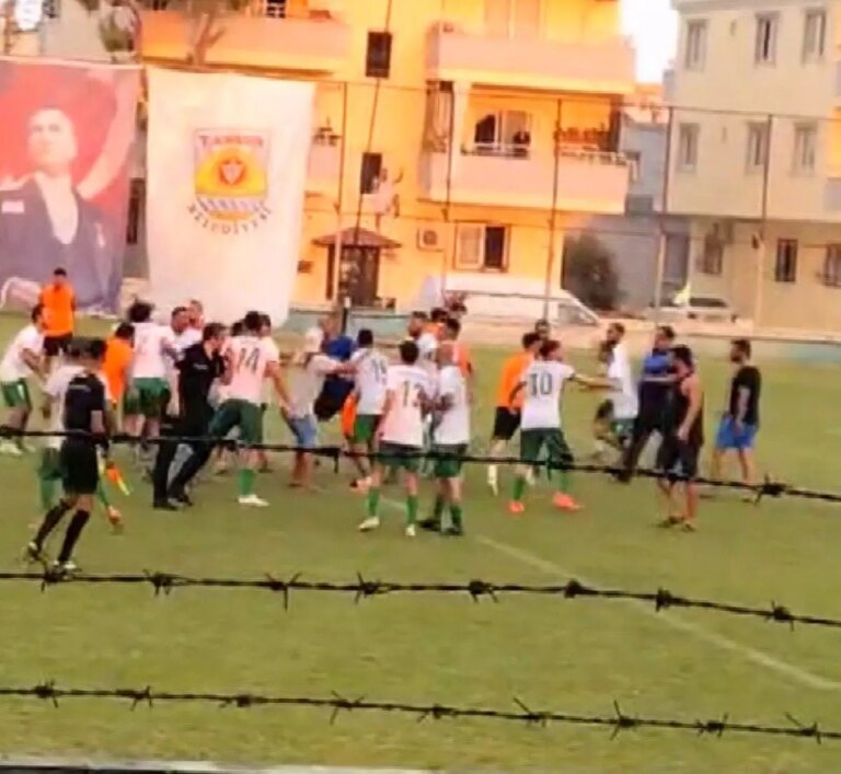 futbol-turnuvasinda-kavga-mac-iptal-edildi-zB5avRFf.jpg