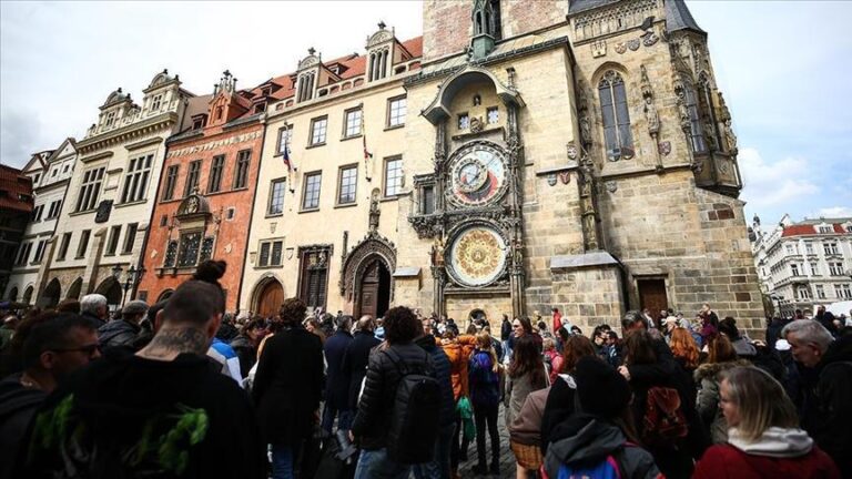 abde turistik konaklama rekoru kirildi c8fjxB6V.jpg