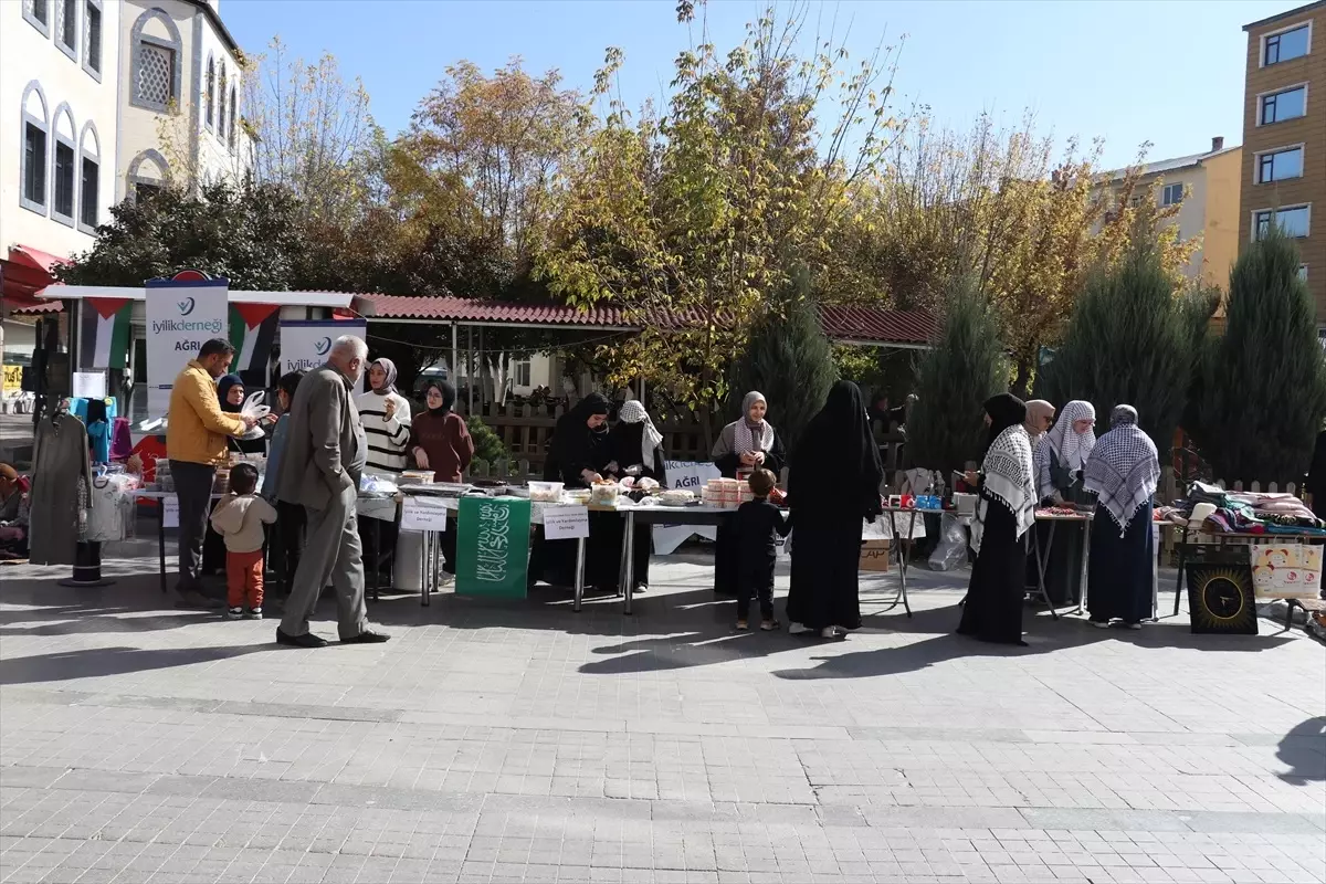 Ağrı’da Gazze için Kermes Düzenlendi