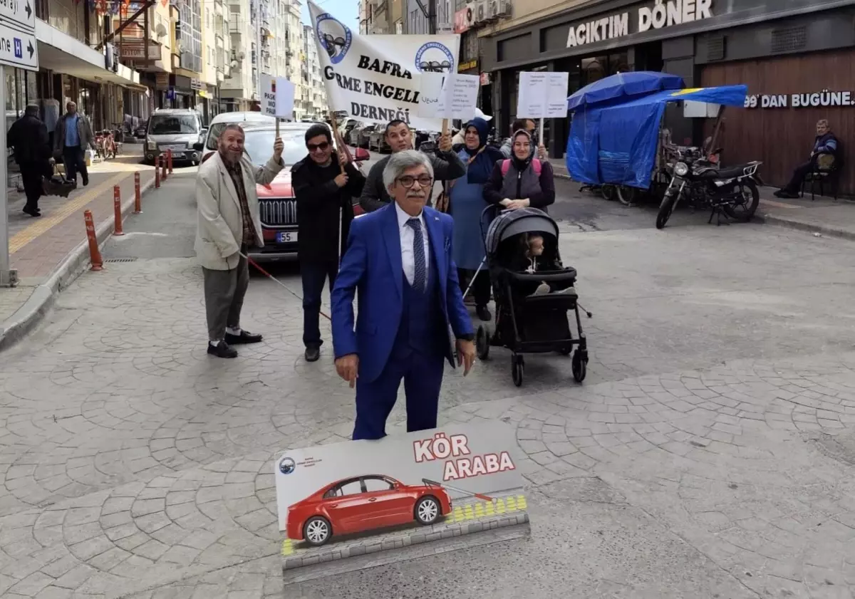 Bafra’da Görme Engelliler İçin Farkındalık Yürüyüşü
