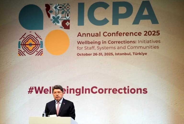 bakan tunc uluslararasi islah ve ceza infaz kurumlari birliginin konferansinin acilisinda konustu aciklamasi 2gGUrkHF.jpg