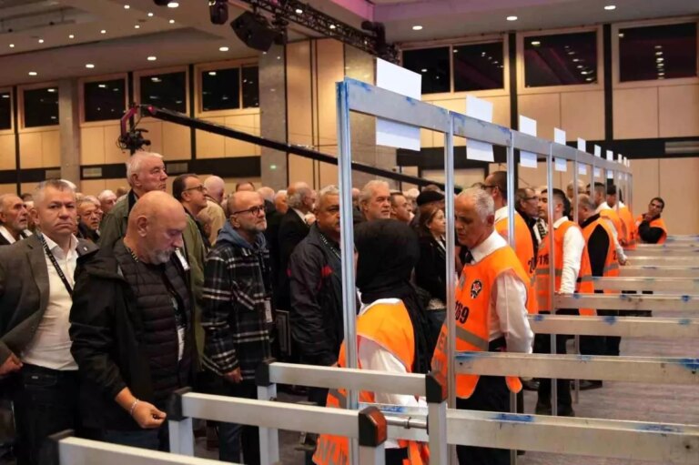 besiktas divan kurulu secimi basladi YX8phOyG.jpg