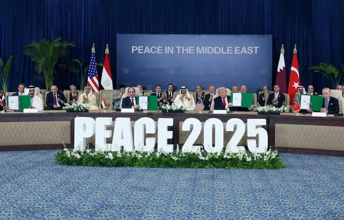 erdogan gazzede kalici ateskes icin zirveye katildi 5rvD2E8C.jpg