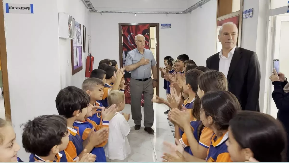 hizir yavuz 43 yil sonra ogretmenlik meslegine veda etti QneqAeKe.jpg