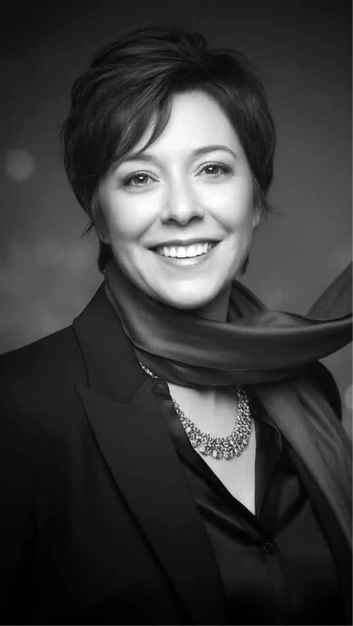 Metil Alkol Zehirlenmesi Sonucu Hanzade Özerten Urul Hayatını Kaybetti