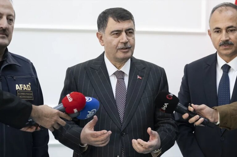 ankaradaki okullarda gazze icin duzenlenen kermesten elde edilen gelir afada bagislandi 61ABCZJC.jpg