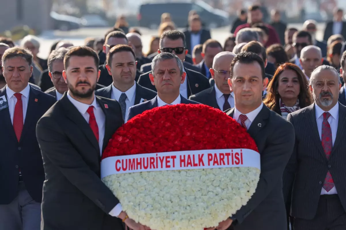 ozgur ozelden bahceliye yanit qrdSkwPP.jpg