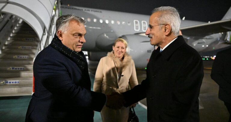 macaristan-basbakani-orban-turkiyeye-geldi-R98kVPMk.jpg