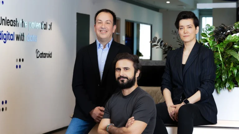 dijital-analitik-ve-musteri-etkilesim-platformu-dataroid-66-milyon-dolar-yatirim-aldi-QweULtBy.webp