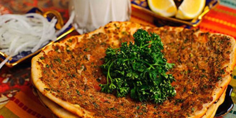 lahmacun-da-artik-sosyete-oldu-fiyati-bakin-kac-liraya-cikti-ybpDpuUL.jpg