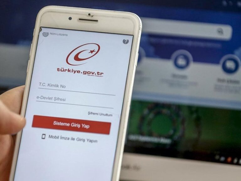 nufus-hizmetlerinde-rekor-e-devlette-158-milyon-islem-nbHGhA7D.jpg