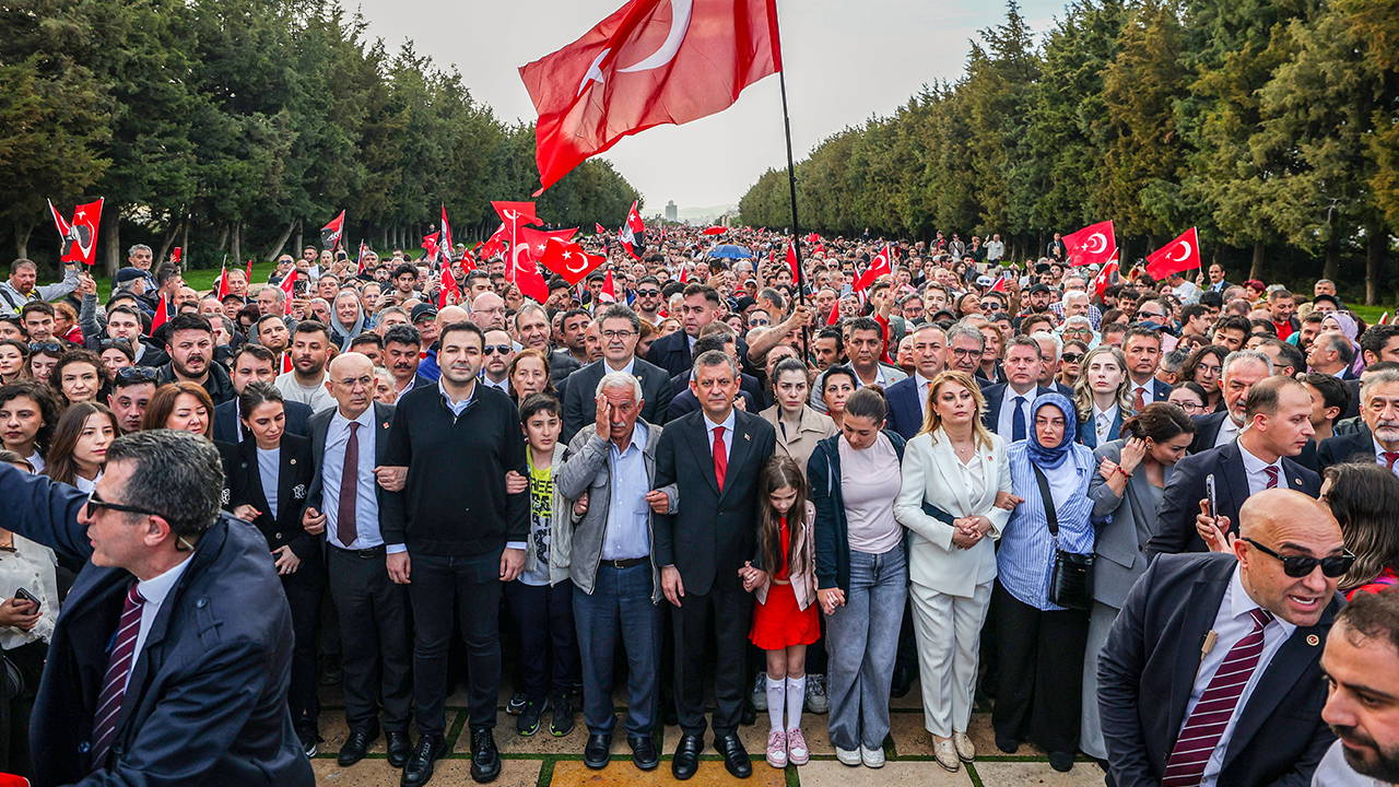 CHP Ankara’da 19 Mayıs ‘Gençlik Yürüyüşü’ Gerçekleştiriyor